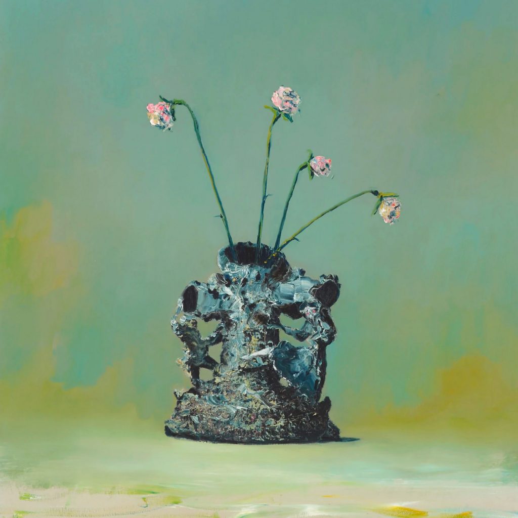 Couverture de Stage II de The Caretaker par Ivan Seal : peinture d’un vase abstrait aux textures brouillées, contenant des fleurs roses sur fond vert pastel, symbolisant les premiers signes de confusion.